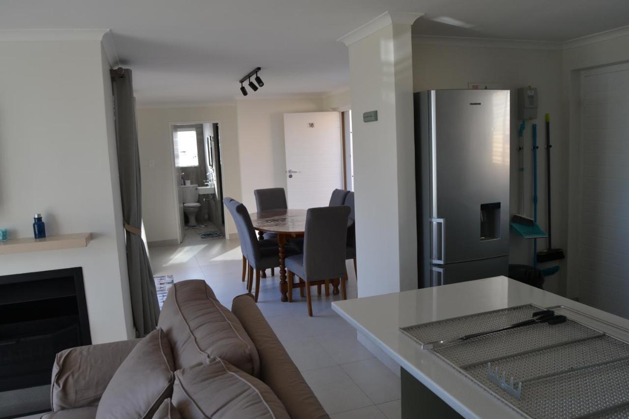 Hermanus Beach Club - Le Maree House 18 エクステリア 写真